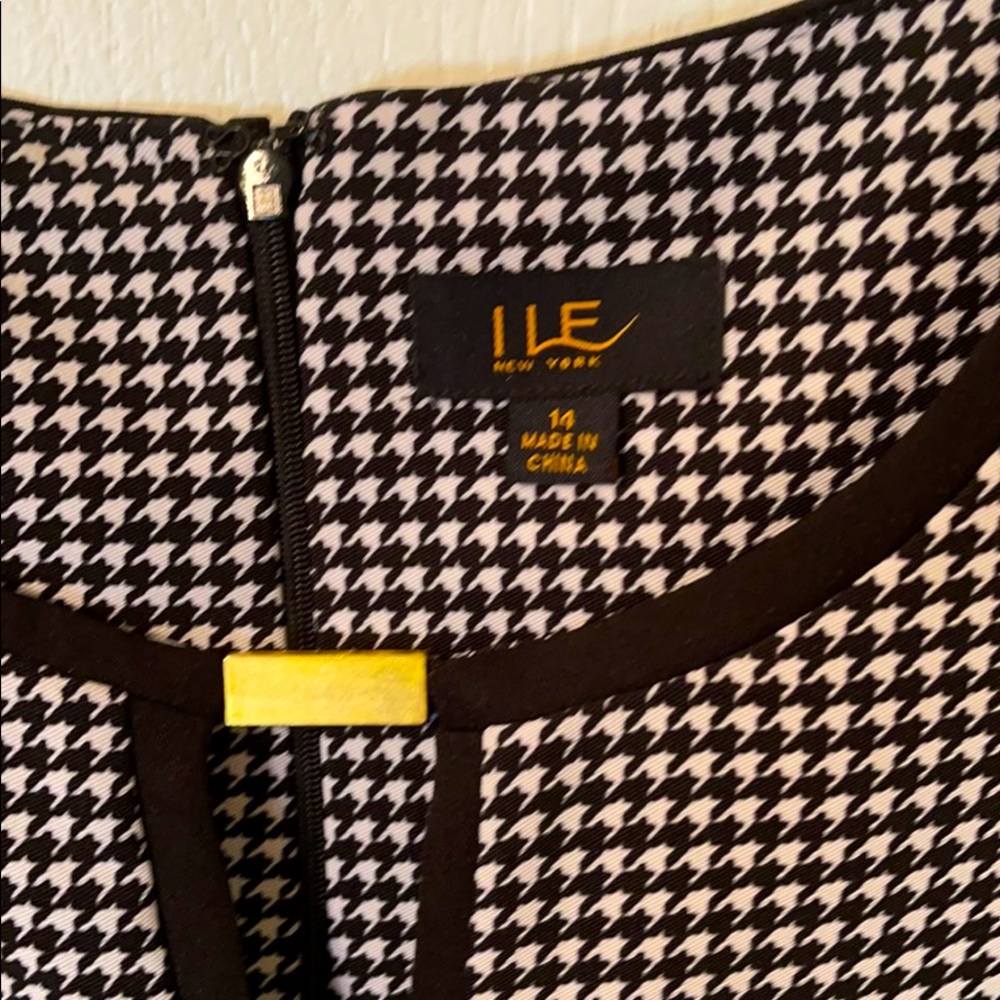 IL E New York Women’s dress